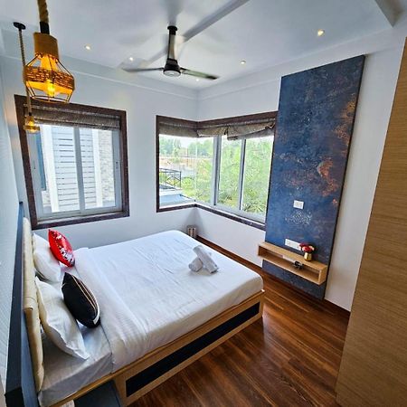 Premium Chalet Lonavala Extérieur photo