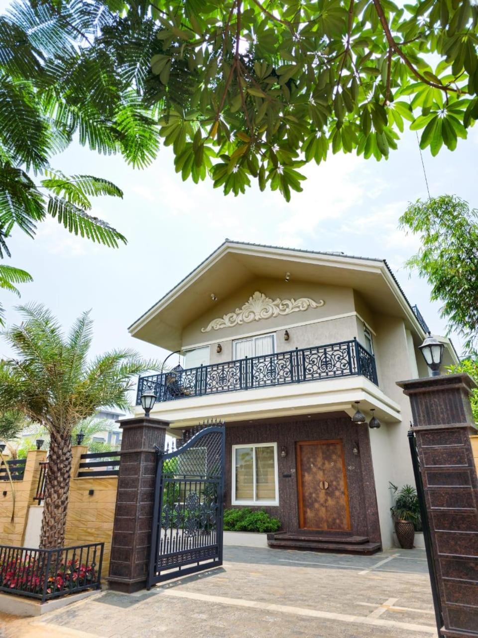 Premium Chalet Lonavala Extérieur photo