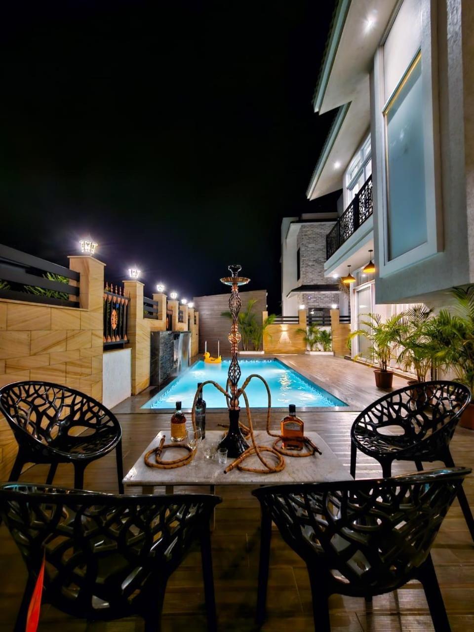 Premium Chalet Lonavala Extérieur photo